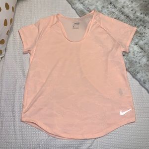 Nike Short Sleeve Top